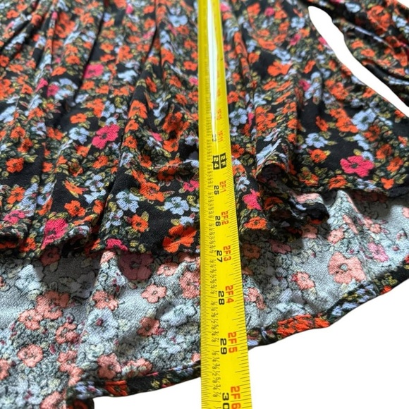 Free People Floral print long sleeve dress with ruffled neckline #floral #BoHo - Picture 5 of 5